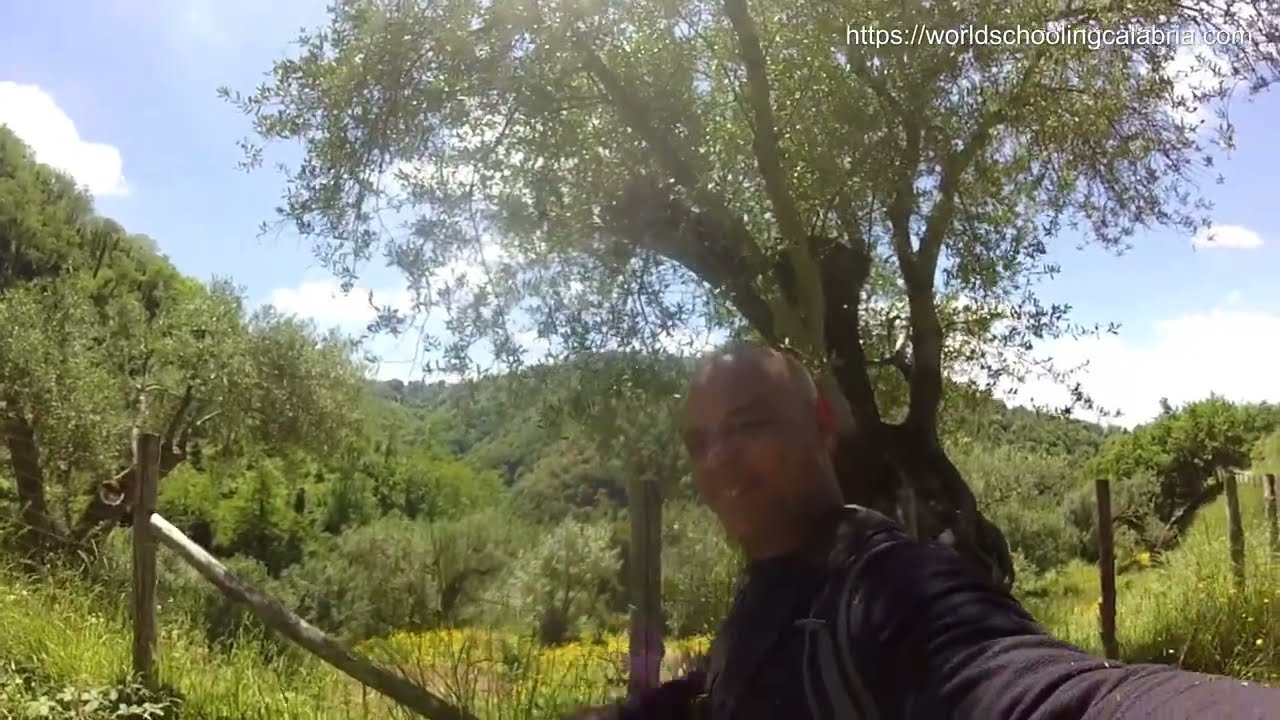 # 🐍🌿 **Worldschooling Calabria: Keeping Nature Secure & Beautiful!** 🏕️💚